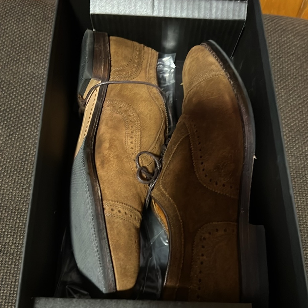 Allen Edmonds - Picture 2 of 3